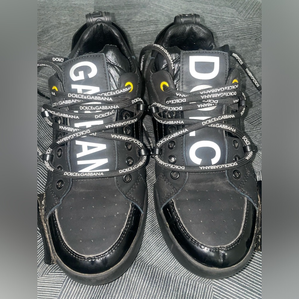 dolce gabbana black shoes.